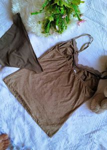 Chic Camisole Top with beautiful brief 👍