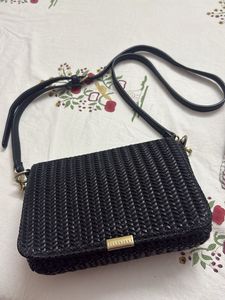 Chic Black Woven Crossbody Bag