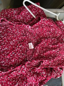 Brand New co ords from urbanic 😍Top with skirt se
