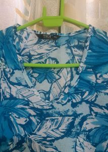 Floral Print V-Neck Top