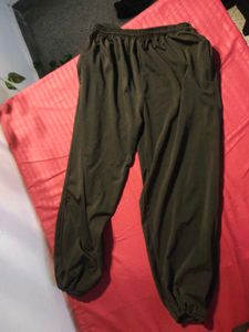 Parachute pants