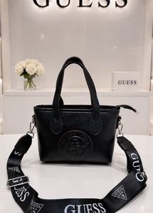 GUESS LADIES HANDBAG