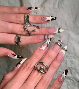 Edgy Star Design Press-On Nails