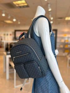 Micheal kors Bagpack