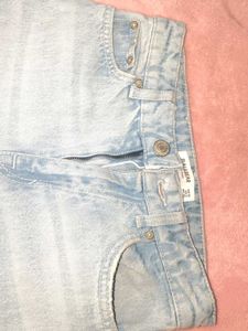 Light Wash Distressed Jeans