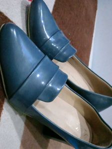 Elegant Blue Heels