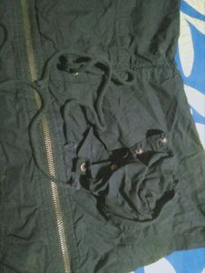 Sleeveless Hooded Jacket