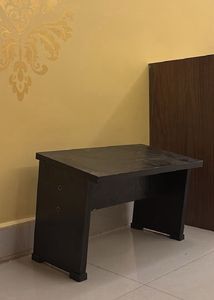 Stylish small  Wooden laptop study table