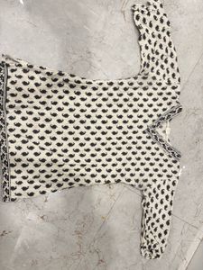 Stylish Paisley Print Kurta