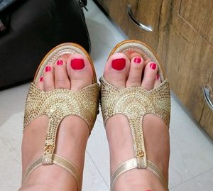 Women Golden Shimmer Heels