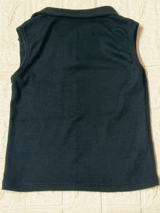 Sleeveless Collared Black Top