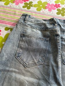 Jeansss