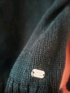 Stylish Woolen Sweater
