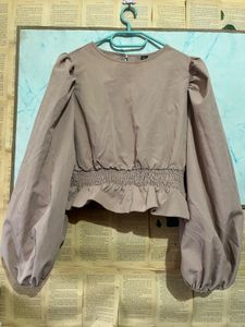 Chic balloon sleeve top