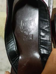 Stylish Brown Flip-Flops Burmese