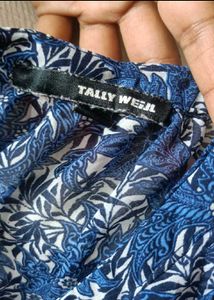 Floral Sleeveless top