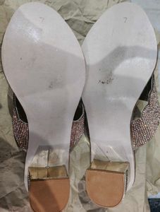 Embellished Ethnic Flats
