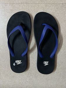Nike Flip Flops