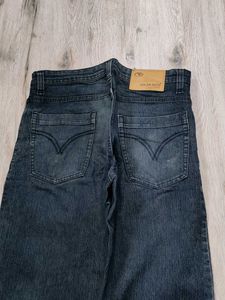 Ma1540 Volga guys jeans waist 32