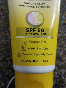 Lacto Calamine Sunscreen SPF 50