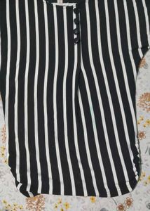 Chic Black & White Striped Top