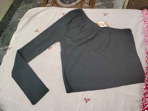 One-Shoulder Long Sleeve Top