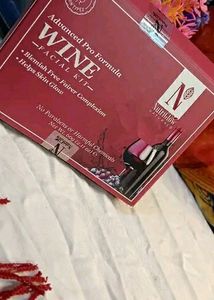 NutriGlow NATURAL'S Advanced Pro Formula Wine Faci