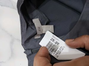h&amp;mChic Grey Shift Dsatin dress