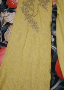 🤑Yellow Kurta Set with Embellishments