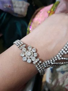 Sparkling Rhinestone Bracelet Ring