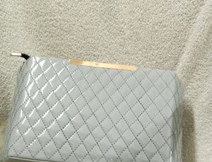 🆕 Beautiful Grey 🏵️ Sling Bag Only In ₹150