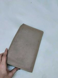 Stylish Neutral Shoulder Bag