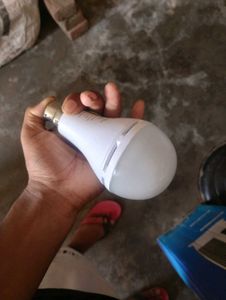 Charging LED Bulb