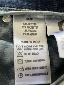 Levis Men's Dark Wash Jeans