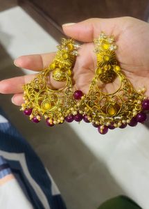 earring