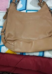 tan leather hobo bag