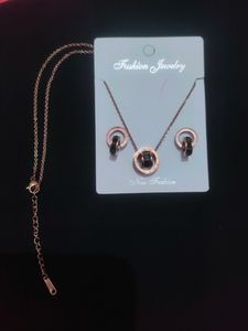 Anti Tarnish Neckpiece And Earrings Set
