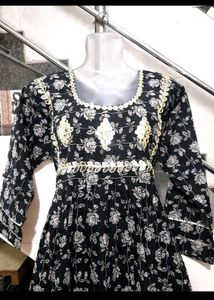 combo of 2 Floral Print Kurta New Piece From Shop
