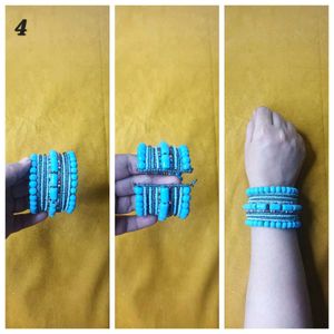Chunky Beaded Bracelets. Blue, White.
