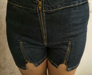 SHEIN Denim Zipper Shorts