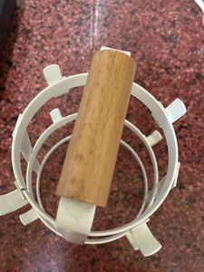 Cottage Style Cup Holder