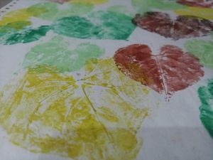 Vibrant Leaf Print Wall Art
