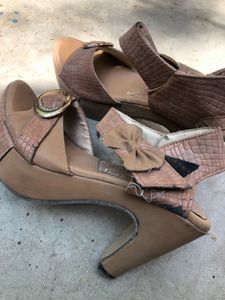 2 Pairs Heel Platform