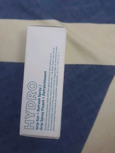 MILK MAKEUP Hydro Grip Set+ Refresh Spray