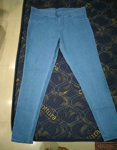 Light Wash Denim Jeans