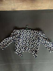 Boho Aztec Print Cropped srug