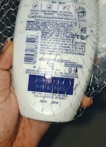 Dove Deep Moisture Body Wash