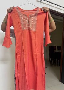 combo or 2 kurta sets with leggings