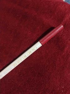 combo of 7 huda girl lipliners