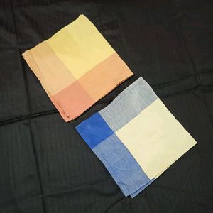 2 Table Cloth